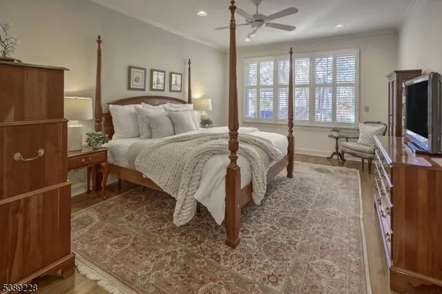 $915,000 | 6 Polo Club Road, Far Hills, NJ 07931