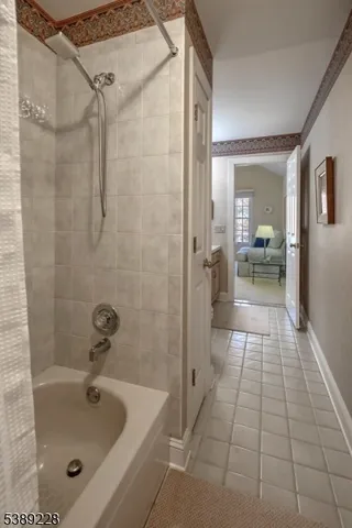 $915,000 | 6 Polo Club Road, Far Hills, NJ 07931