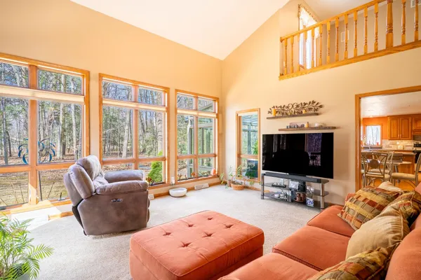 $599,900 | 1825 Pine Tree Court, Luxemburg, WI 54217