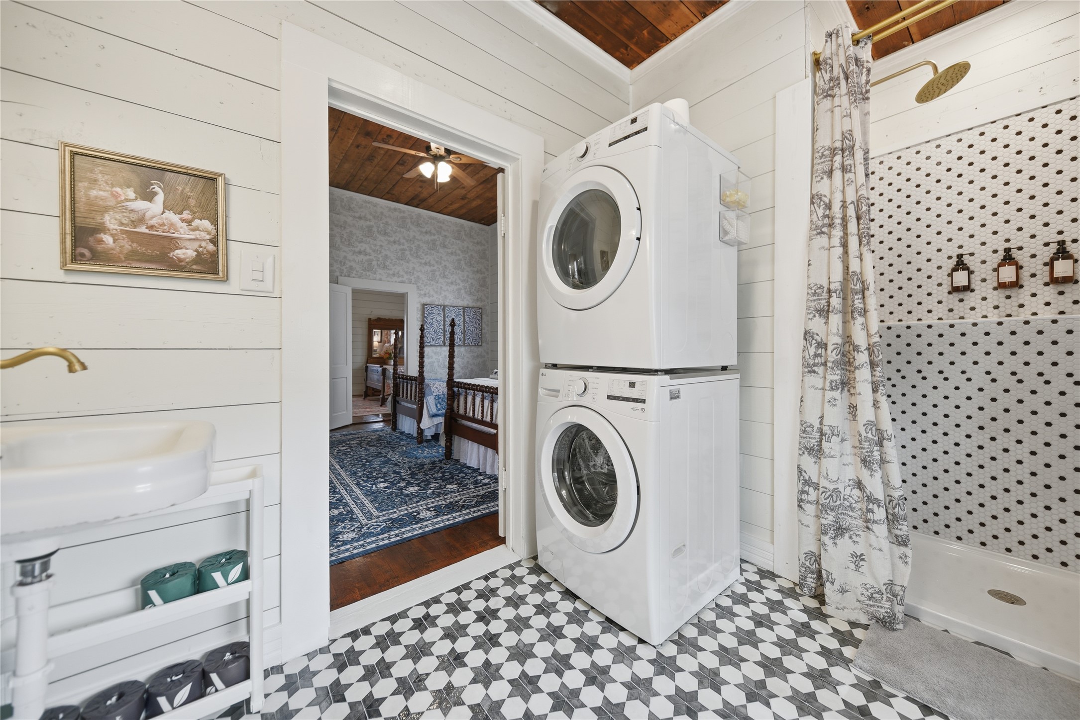 511 Peabody Street Brenham, TX 77833 - Photo 16 of 25 a bathroom with a sink a toilet and shower