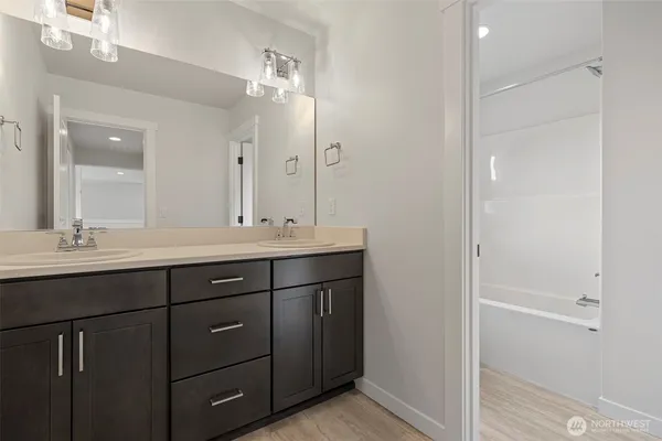 $894,950 | 9050 (lot 14) 71st Avenue East, Puyallup, WA 98371