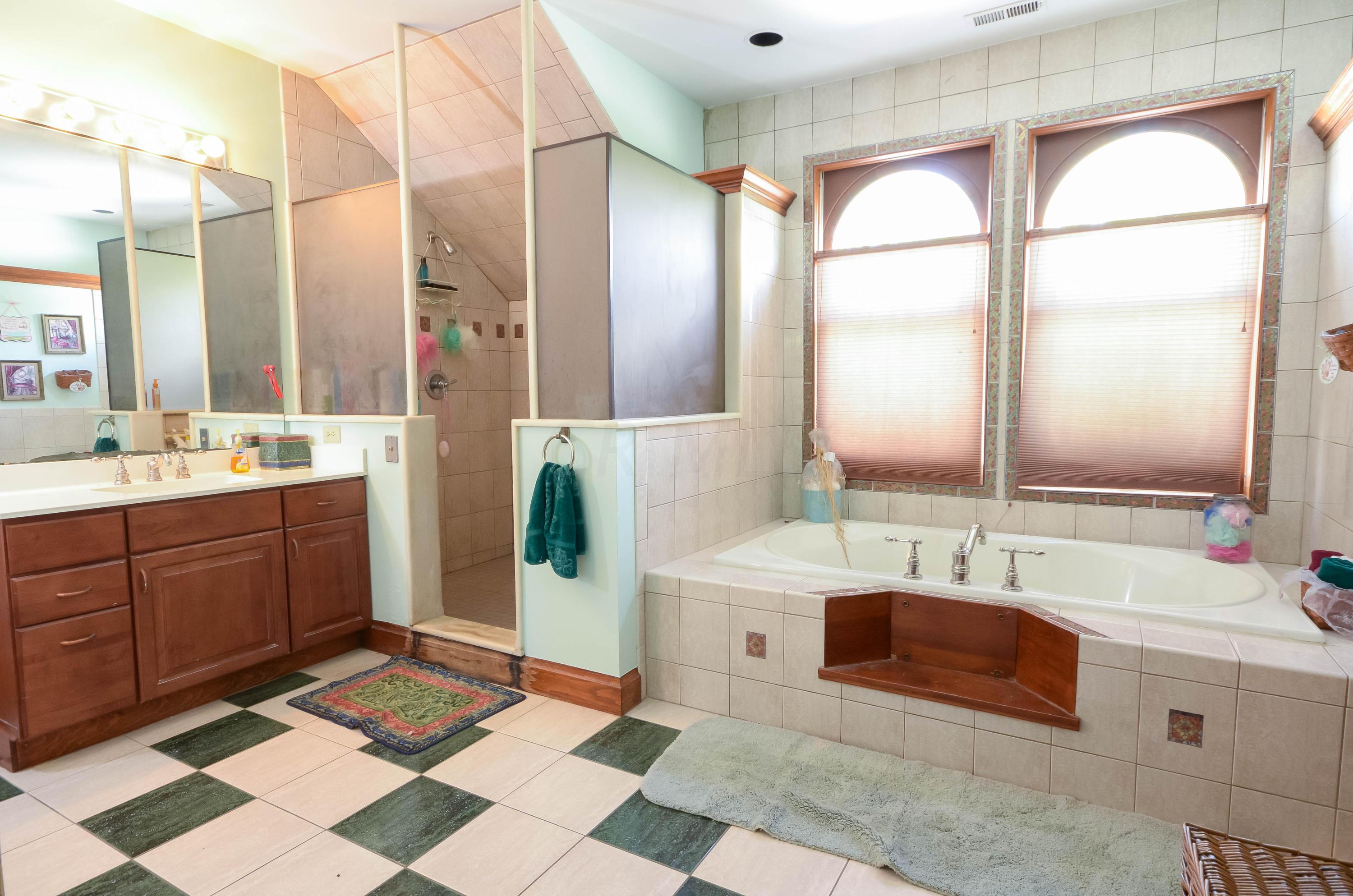 6310 Clark State Road Columbus, OH 43230 - Photo 14 of 23 Gallery Image 14