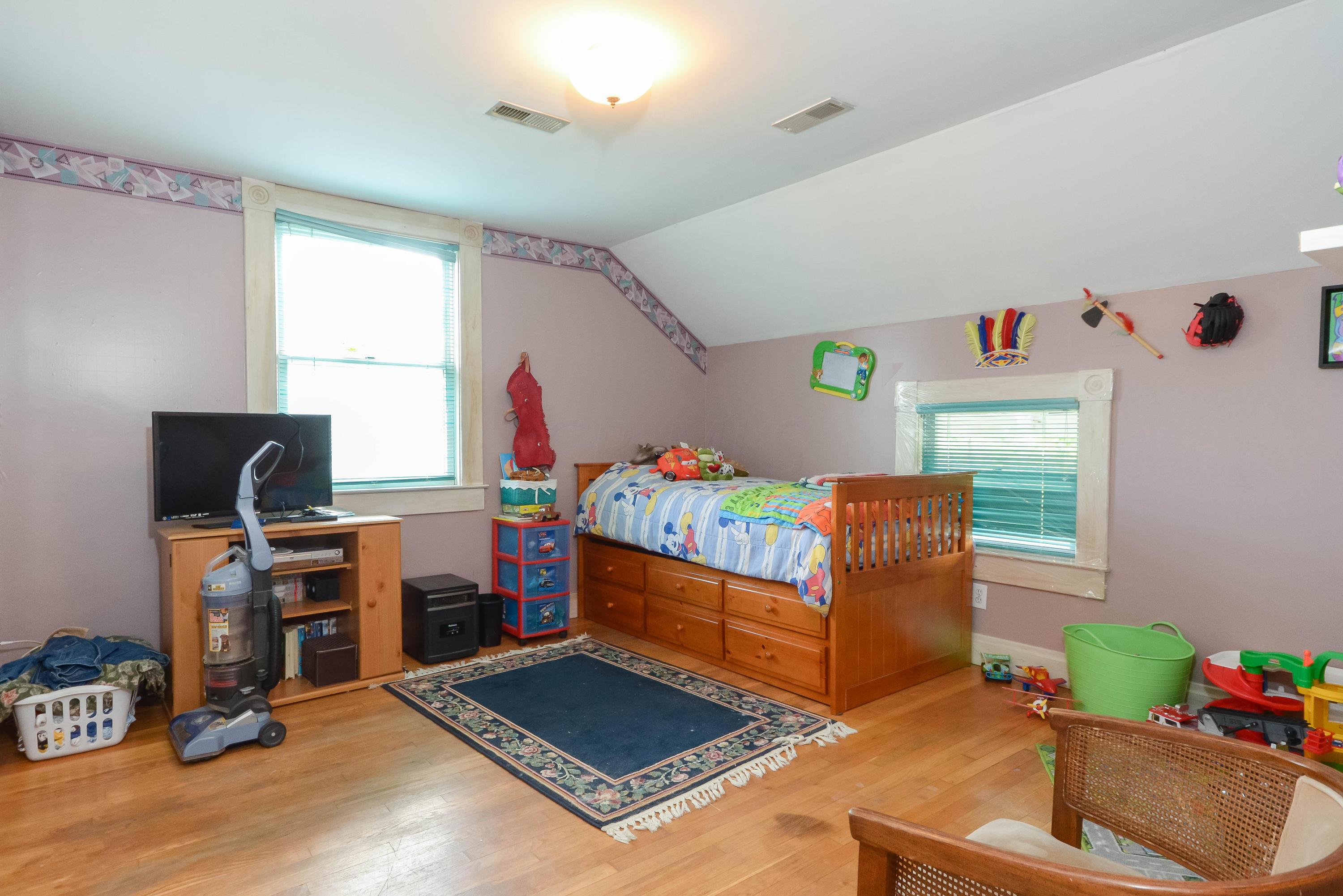 6310 Clark State Road Columbus, OH 43230 - Photo 20 of 23 Gallery Image 20