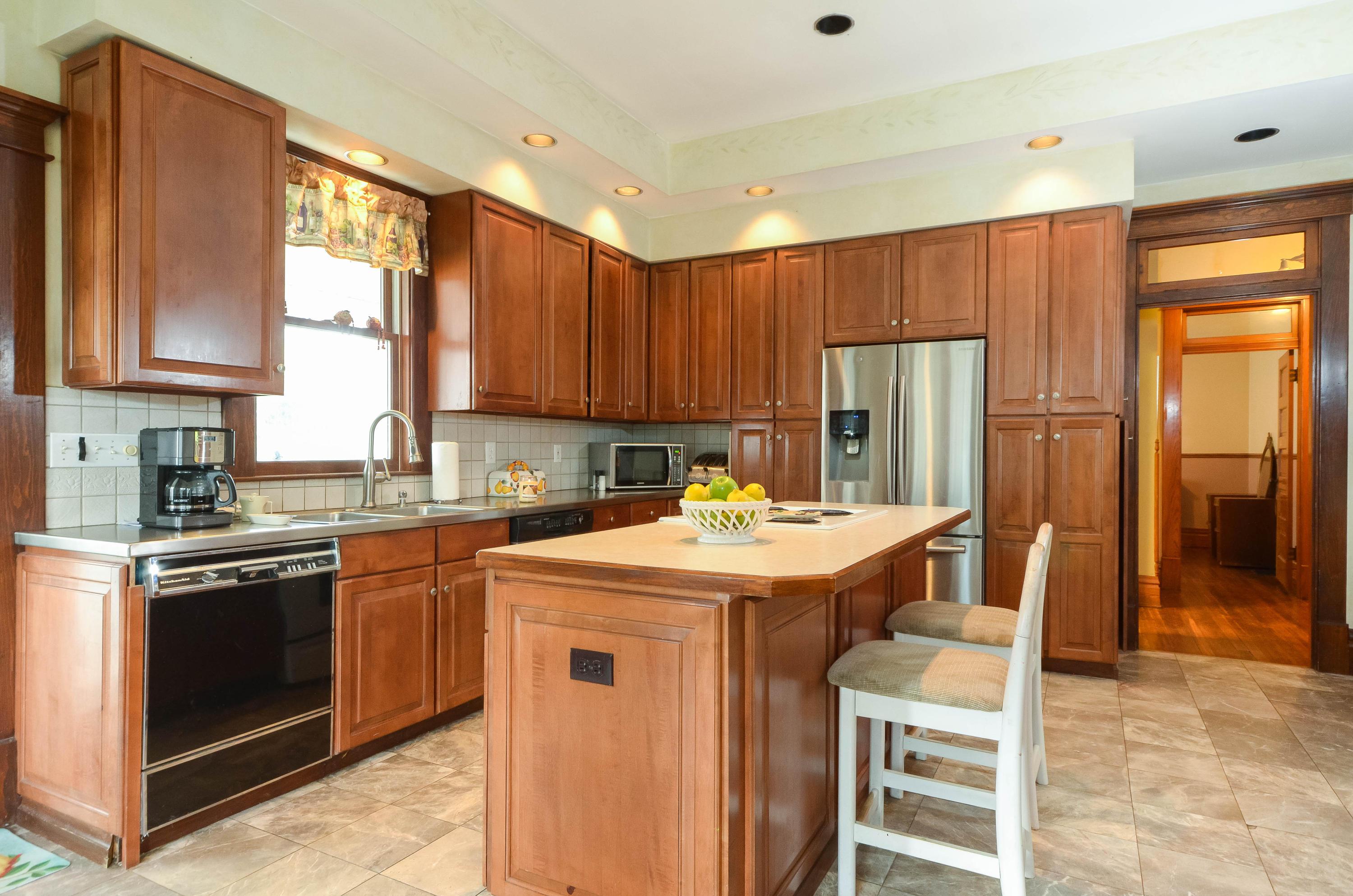 6310 Clark State Road Columbus, OH 43230 - Photo 7 of 23 Gallery Image 7