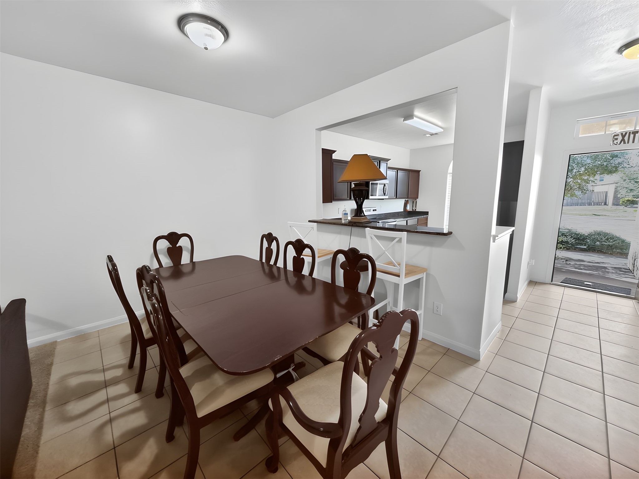 5127 Oak Briar Lane Rosenberg, TX 77469 - Photo 7 of 21 This dining area easily accommodates a large table.