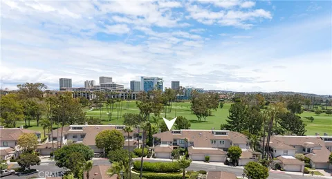 $2,575,000 | 72 Ocean Vista, Newport Beach, CA 92660