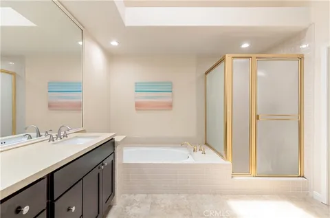 $2,575,000 | 72 Ocean Vista, Newport Beach, CA 92660