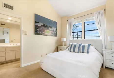$2,575,000 | 72 Ocean Vista, Newport Beach, CA 92660