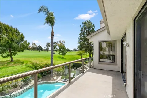 $2,575,000 | 72 Ocean Vista, Newport Beach, CA 92660