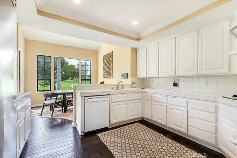 $2,575,000 | 72 Ocean Vista, Newport Beach, CA 92660