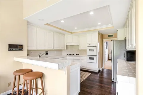$2,575,000 | 72 Ocean Vista, Newport Beach, CA 92660