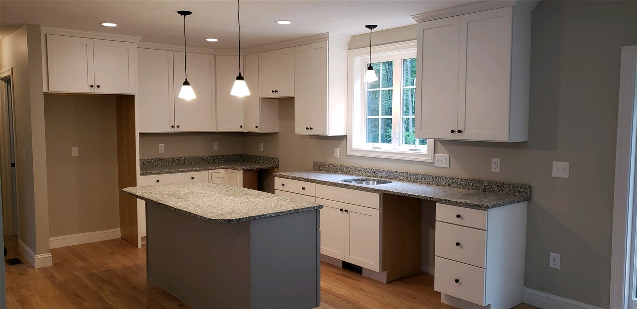 130 East Derry Road Chester, NH 03036 - Photo 6 of 23