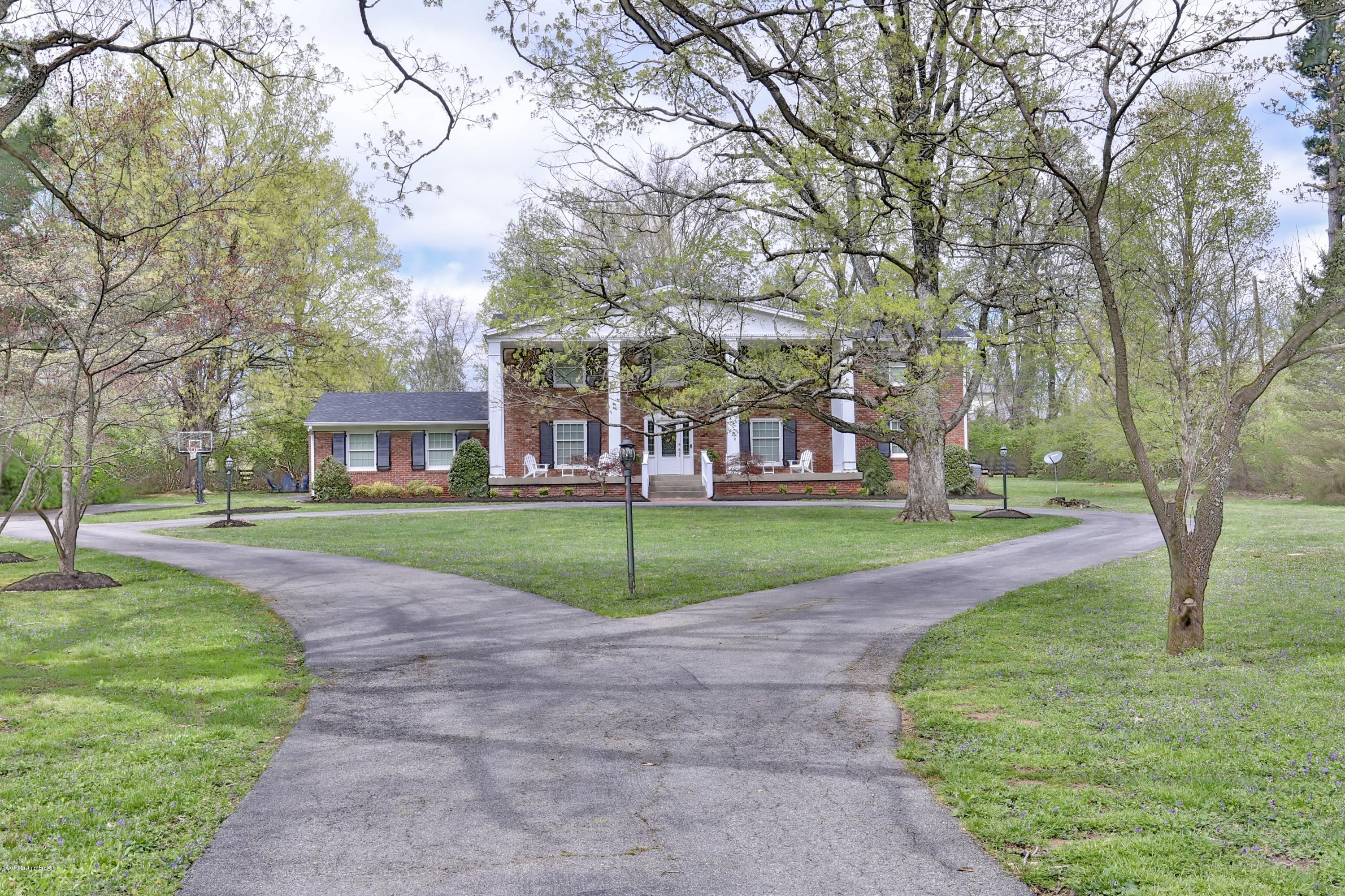 11505 Valley View Road Anchorage, KY 40223 - Photo 1 of 36 2-11 front