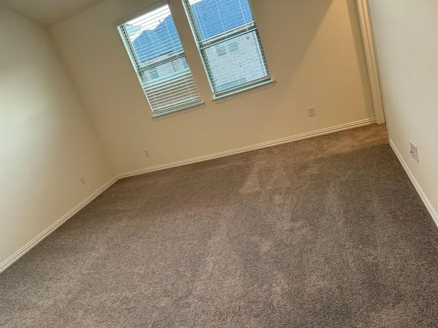 $2,600 | 505 4th Street, Argyle, TX 76226