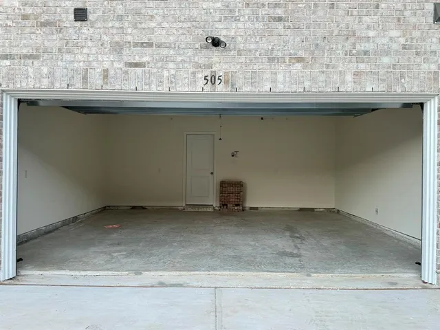 $2,600 | 505 4th Street, Argyle, TX 76226