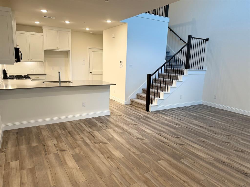 505 4th Street Argyle, TX 76226 - Photo 4 of 26