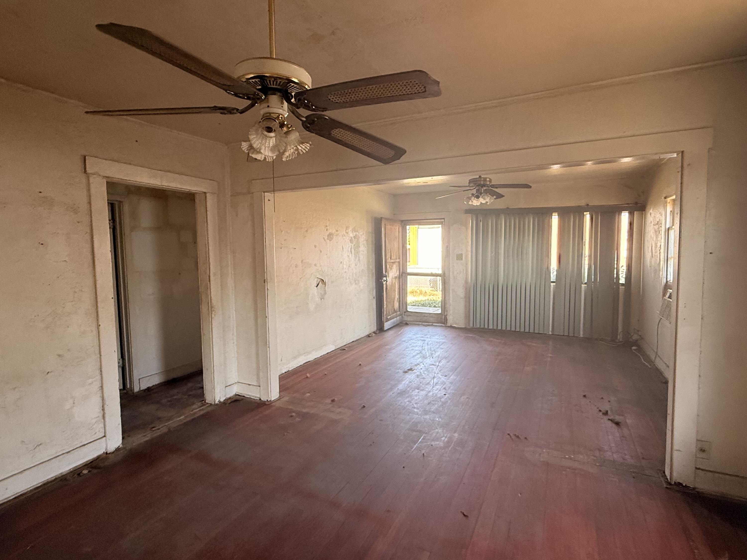 32947 Hawthorne Road Ivanhoe, CA 93235 - Photo 4 of 22
