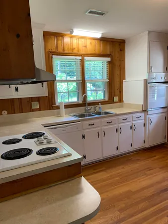 $3,500 | 1083 Fort Sumter Drive, Charleston, SC 29412