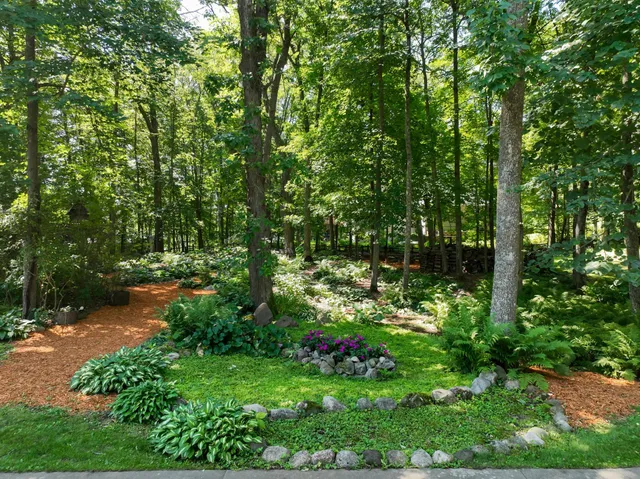 $799,000 | E5342 732nd Avenue, Menomonie, WI 54751