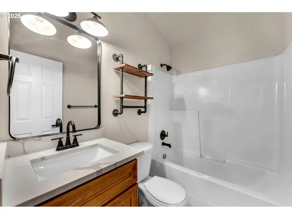 $759,000 | 27614 Northeast 434th Street, Amboy, WA 98601