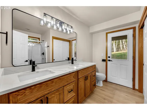 $759,000 | 27614 Northeast 434th Street, Amboy, WA 98601