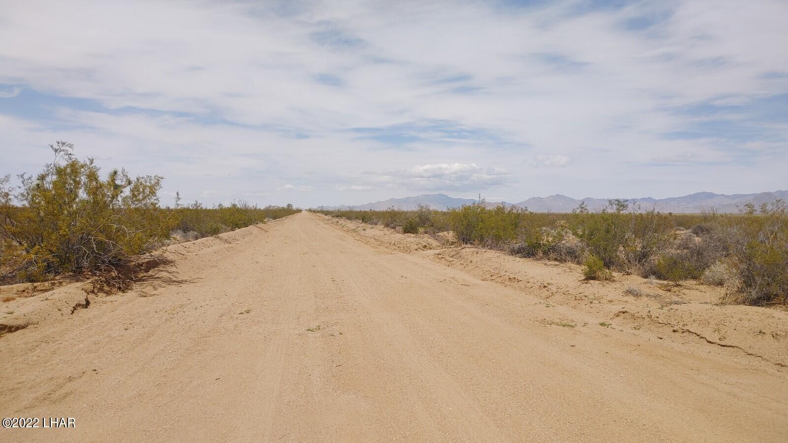 2848 South Roy Rogers Road Yucca, AZ 86438 - Photo 19 of 24 0403221313c
