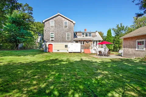 a front view of house with yard