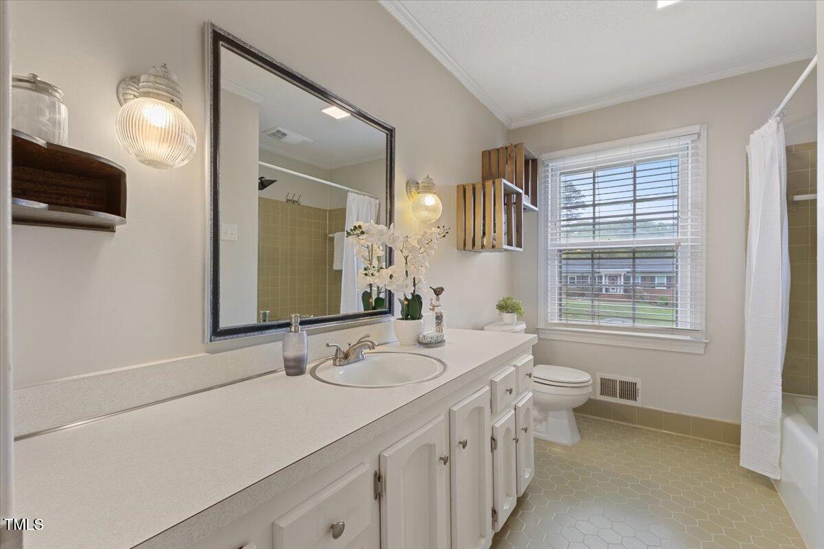 1205 Country Ridge Drive Raleigh, NC 27609 - Photo 29 of 73 30-IMG_1439