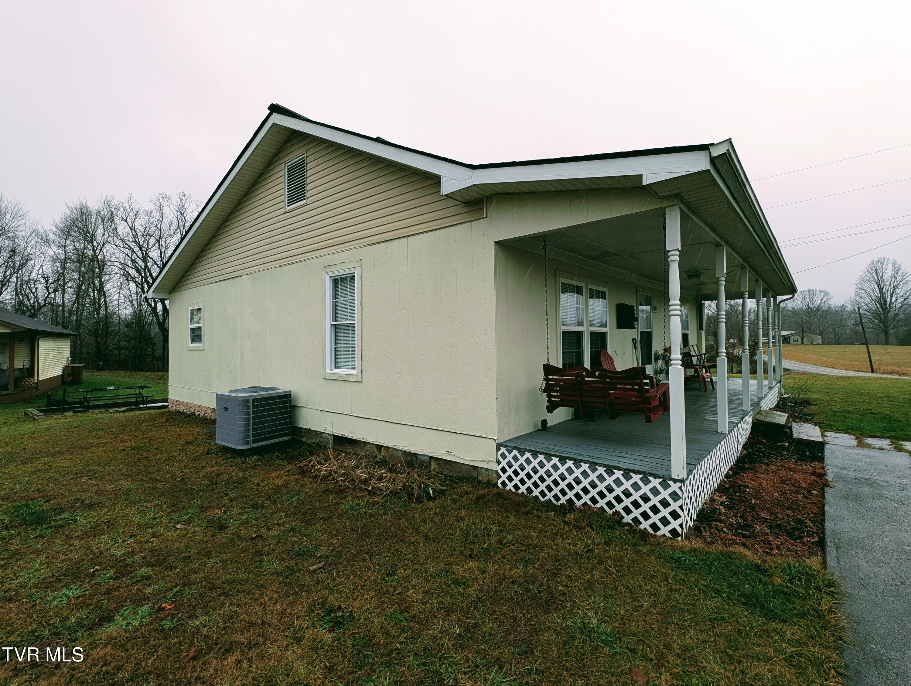 3645 DC Caney Ridge Road Clintwood, VA 24228 - Photo 2 of 54 1000011482