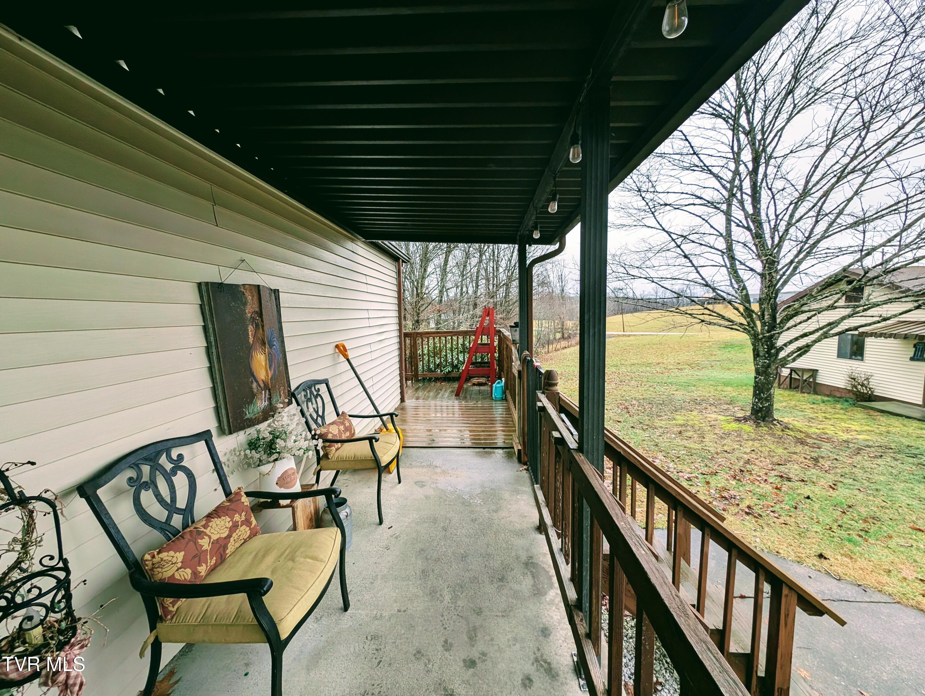 3645 DC Caney Ridge Road Clintwood, VA 24228 - Photo 34 of 54 1000011500