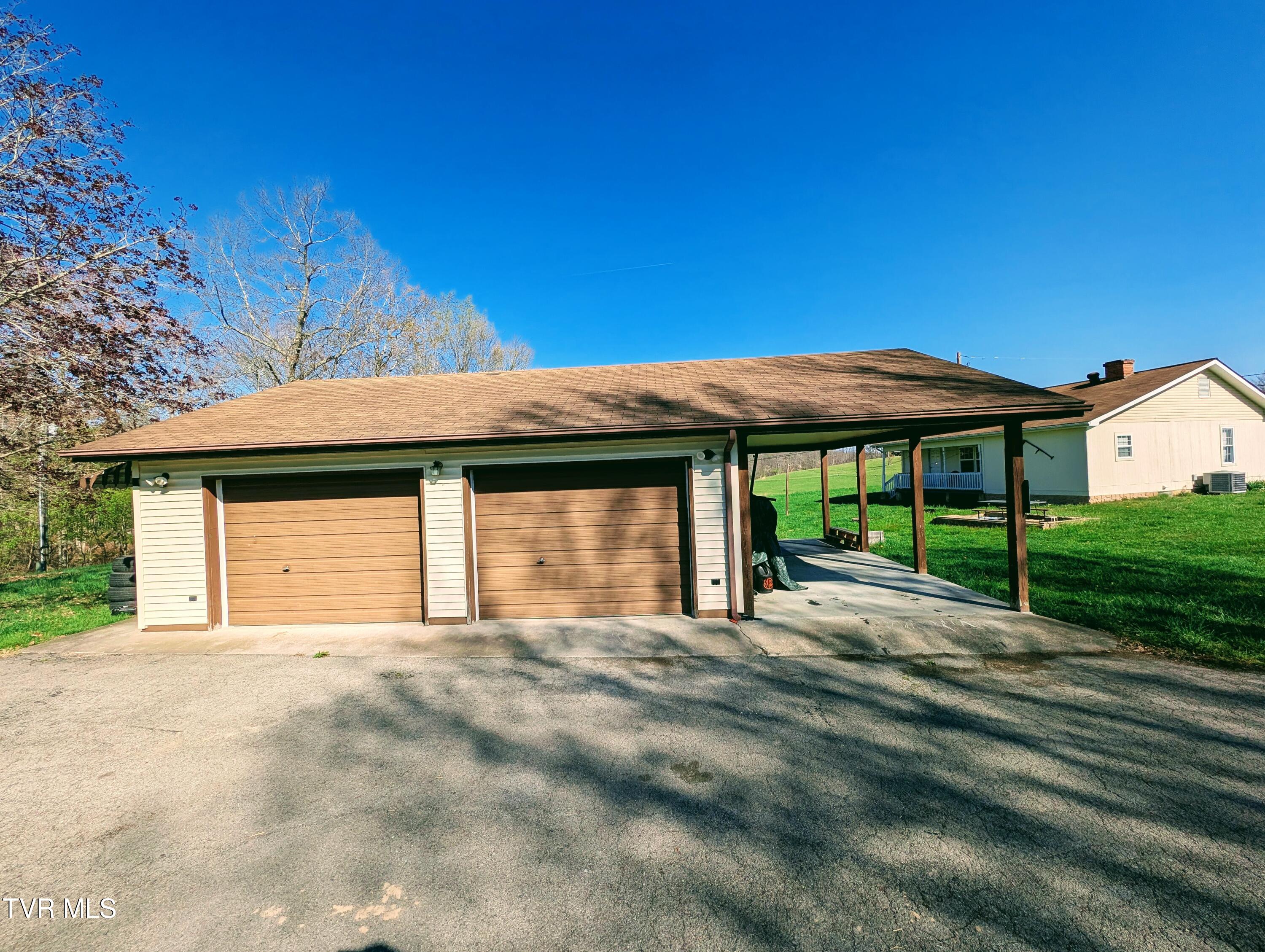 3645 DC Caney Ridge Road Clintwood, VA 24228 - Photo 6 of 54 1000020759