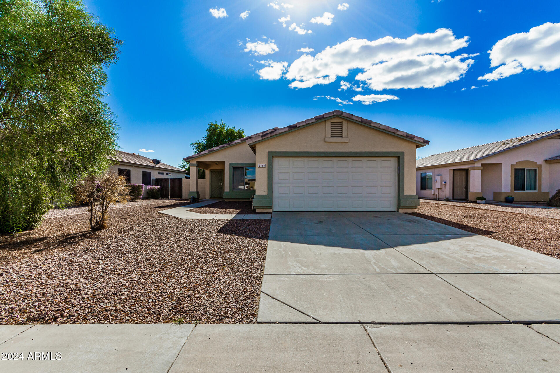 8757 West Griswold Road Peoria, AZ 85345 - Photo 1 of 22 FRONT
