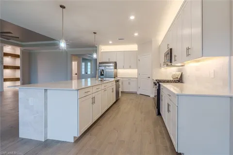 $669,777 | 19712 Fox Grove Drive, Estero, FL 33928