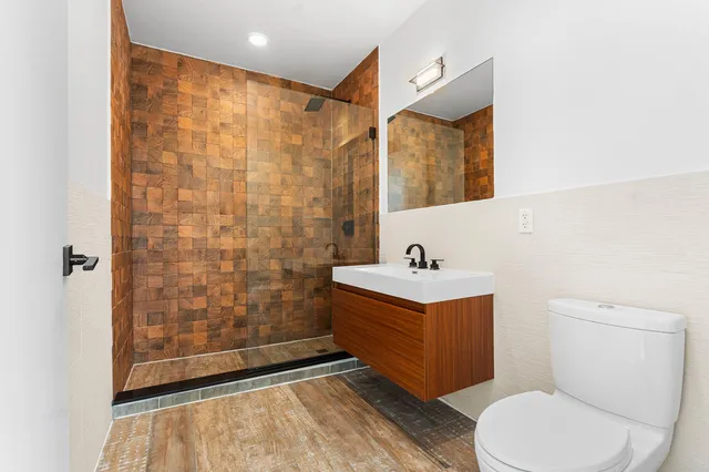 $1,998,000 | 42-60 Crescent Street, Unit 5A | Long Island City