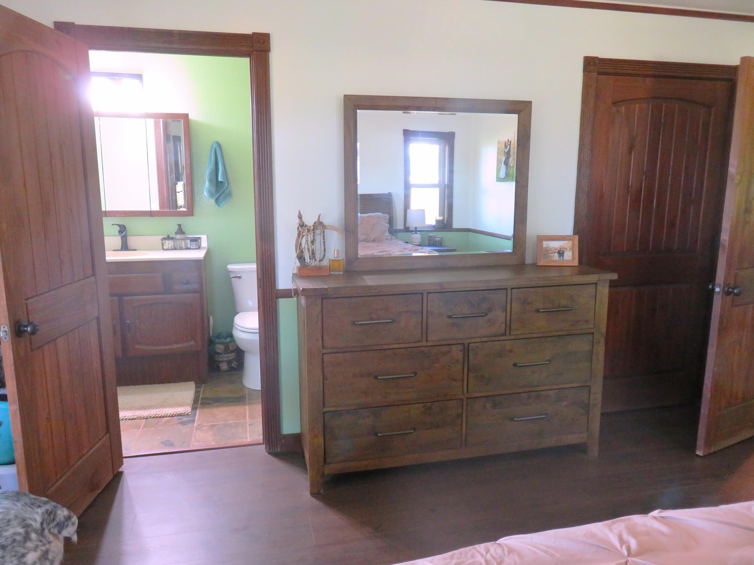 27971 Soldier Mountain Road Fall River Mills, CA 96028 - Photo 17 of 41 Primary bedroom