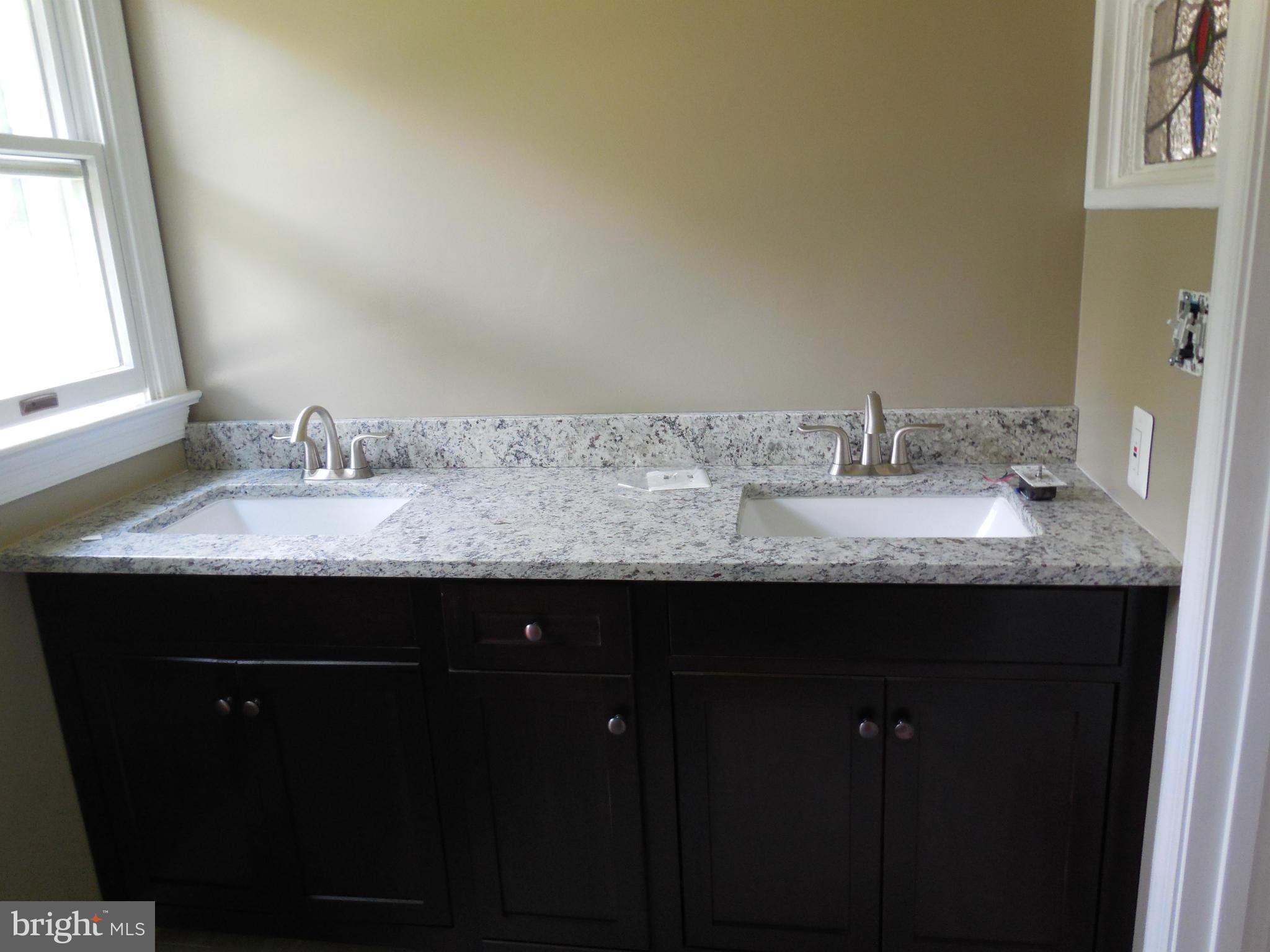 5506 Ferndale Street Springfield, VA 22151 - Photo 15 of 24 Bath (Master)