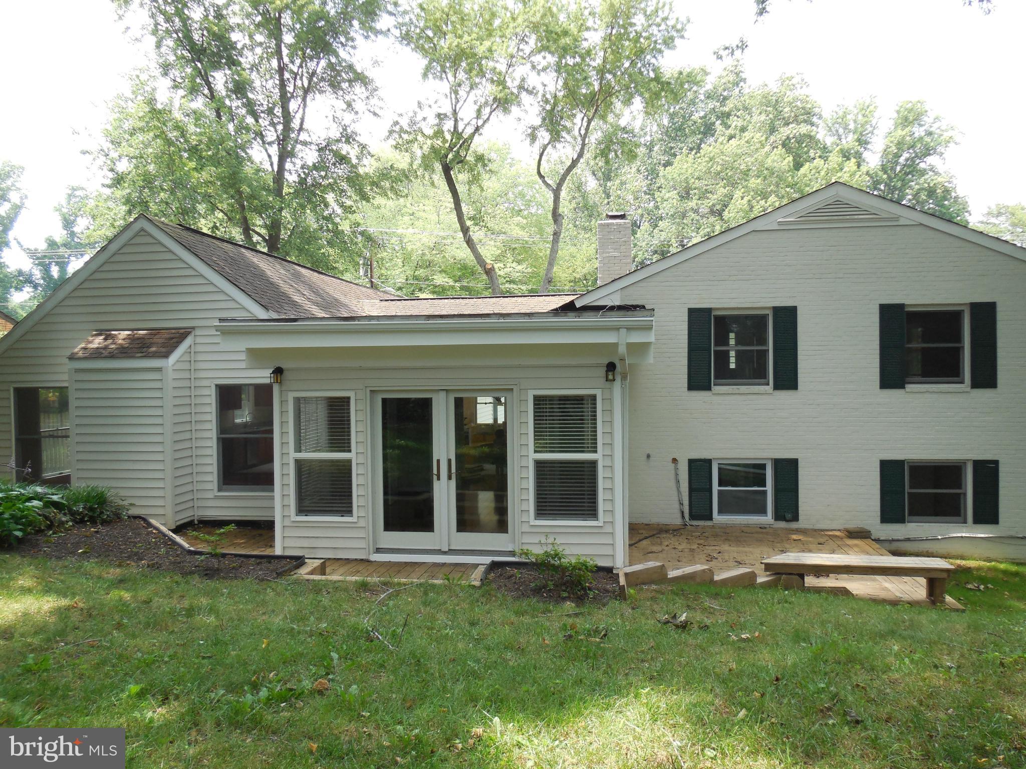 5506 Ferndale Street Springfield, VA 22151 - Photo 22 of 24 Exterior (Rear)