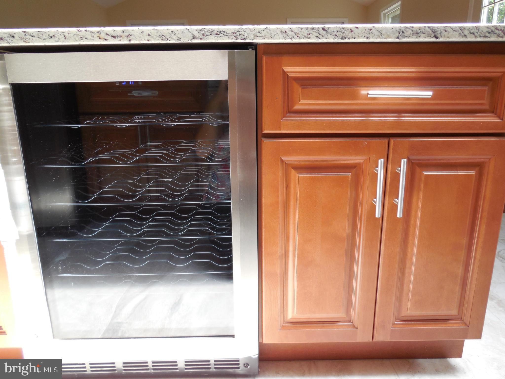 5506 Ferndale Street Springfield, VA 22151 - Photo 7 of 24 Kitchen