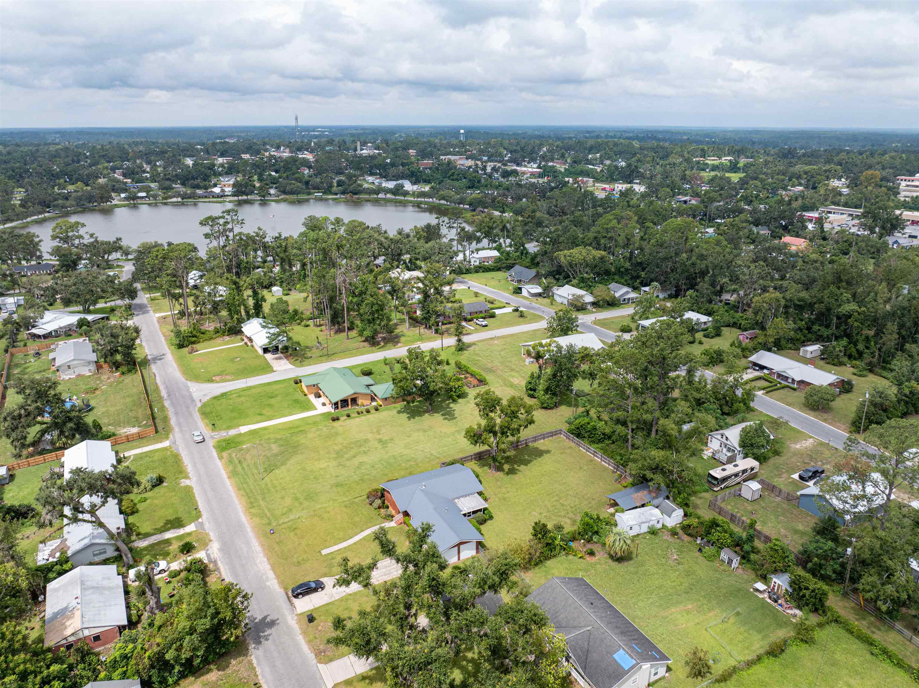 319 Southeast Bunker Street Madison, FL 32340 - Photo 12 of 42