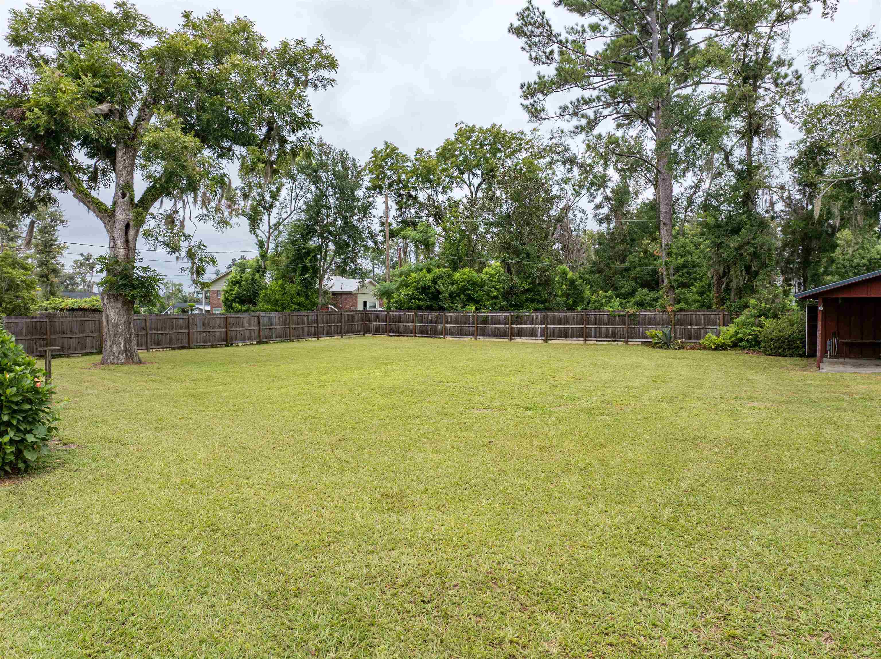 319 Southeast Bunker Street Madison, FL 32340 - Photo 2 of 42