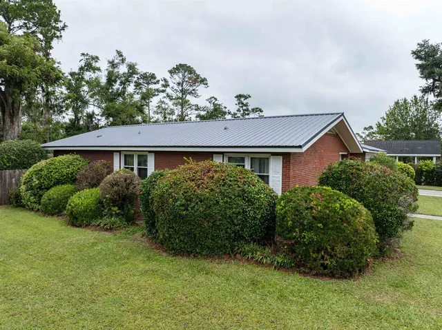 $325,000 | 319 Southeast Bunker Street, Madison, FL 32340