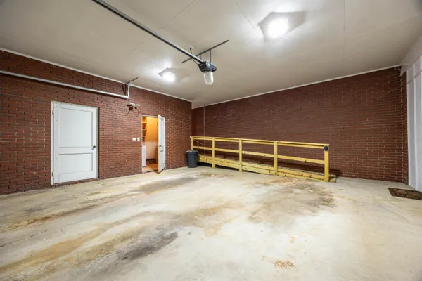 $299,000 | 319 Southeast Bunker Street, Madison, FL 32340