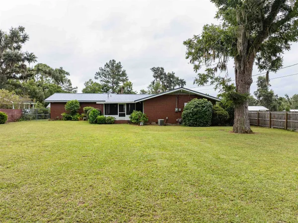 $299,000 | 319 Southeast Bunker Street, Madison, FL 32340