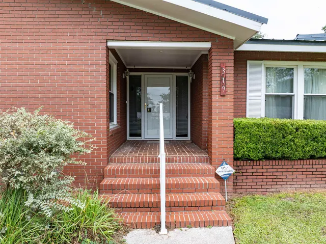 $325,000 | 319 Southeast Bunker Street, Madison, FL 32340