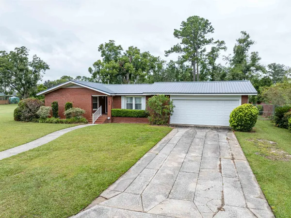 $299,000 | 319 Southeast Bunker Street, Madison, FL 32340