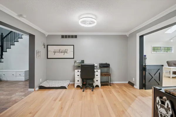 $599,900 | 1923 East Kimmel Road, Jackson, MI 49201