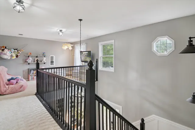 $599,900 | 1923 East Kimmel Road, Jackson, MI 49201