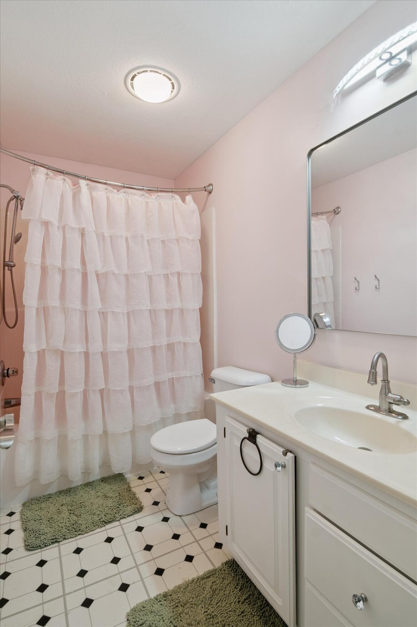 1923 East Kimmel Road Jackson, MI 49201 - Photo 32 of 75 28-1923-E-Kimmel-Rd-Jackson-MI-49201-Win