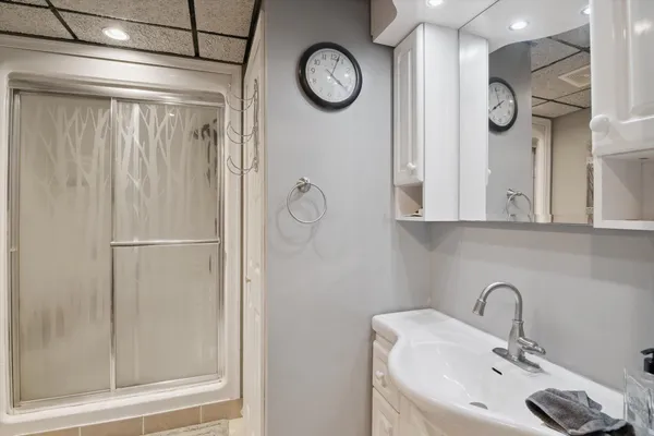 $599,900 | 1923 East Kimmel Road, Jackson, MI 49201