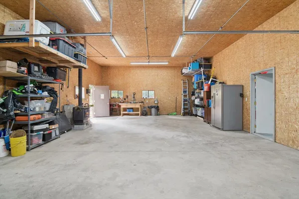 $599,900 | 1923 East Kimmel Road, Jackson, MI 49201